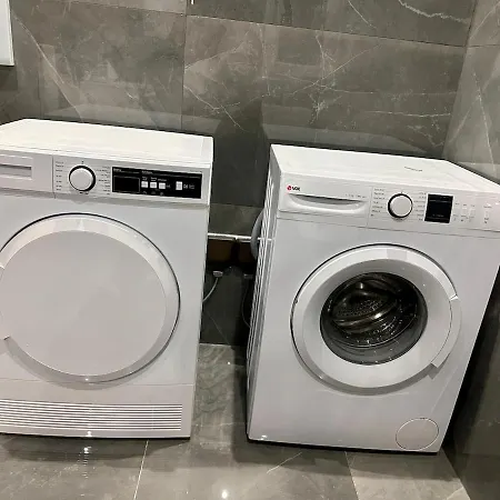 Apartament Spacious 3-bedroom With Terrace *