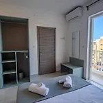Spacious 3-bedroom With Terrace * Is-Swieqi