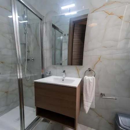 Appartement Spacious 3-bedroom With Terrace