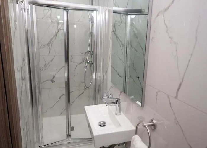 Apartament Spacious 3-bedroom With Terrace *