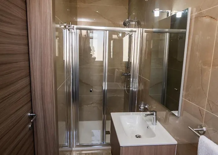 Apartament Spacious 3-bedroom With Terrace *