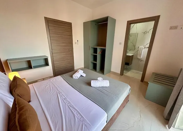 Spacious 3-bedroom With Terrace * Is-Swieqi