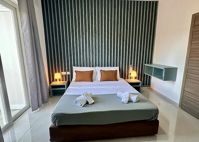 Apartament Spacious 3-bedroom With Terrace *